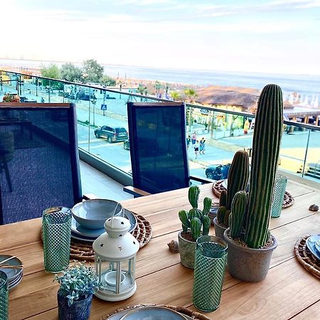 דירות Năvodari Royal Sea View Design Promenada 3 מראה חיצוני תמונה