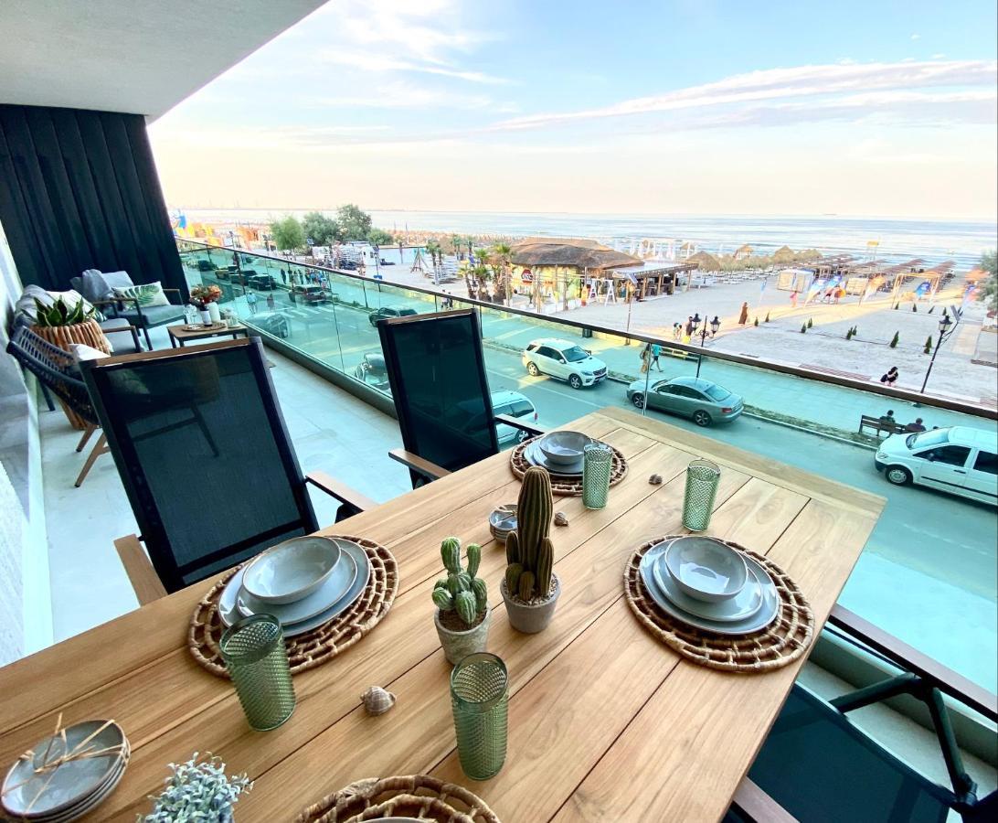 דירות Năvodari Royal Sea View Design Promenada 3 מראה חיצוני תמונה