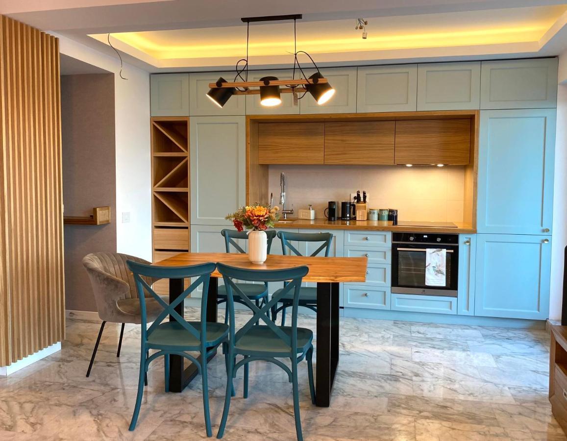דירות Năvodari Royal Sea View Design Promenada 3 מראה חיצוני תמונה